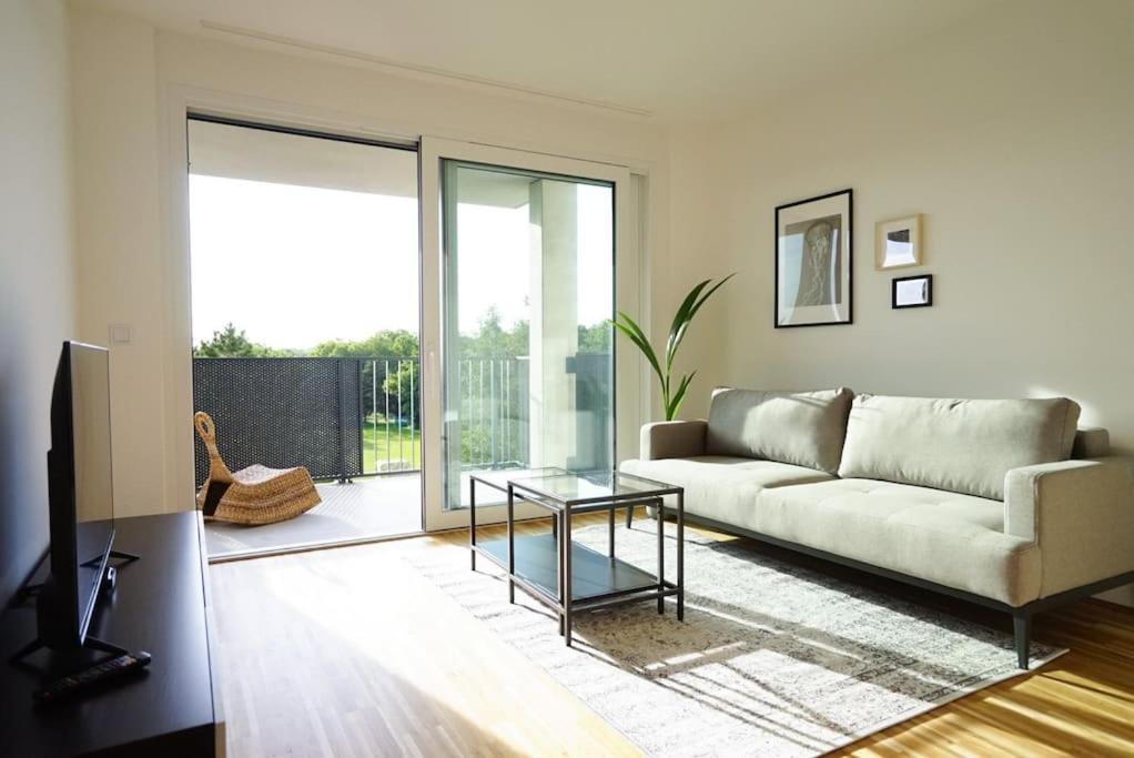 Apartment With Terrace Near Metro Station And Spa Wien Exterior foto