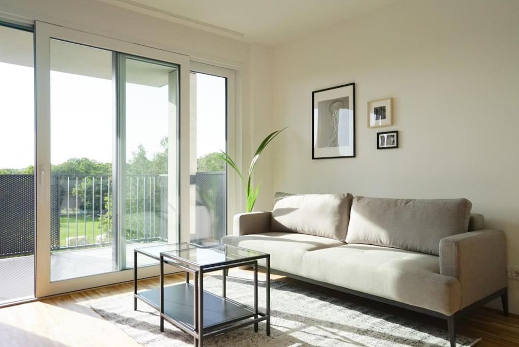 Apartment With Terrace Near Metro Station And Spa Wien Exterior foto